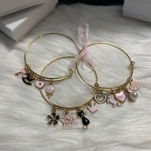 Expandable bracelet set